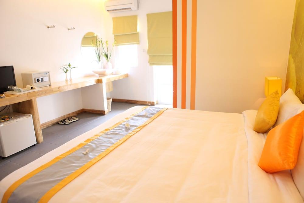 The Frangipani Living Arts Hotel And Spa Phnom-Penh Buitenkant foto