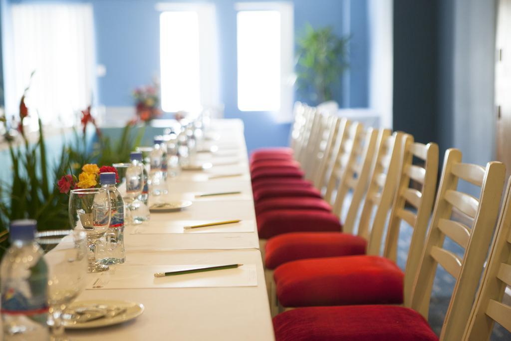 The Frangipani Living Arts Hotel And Spa Phnom-Penh Buitenkant foto