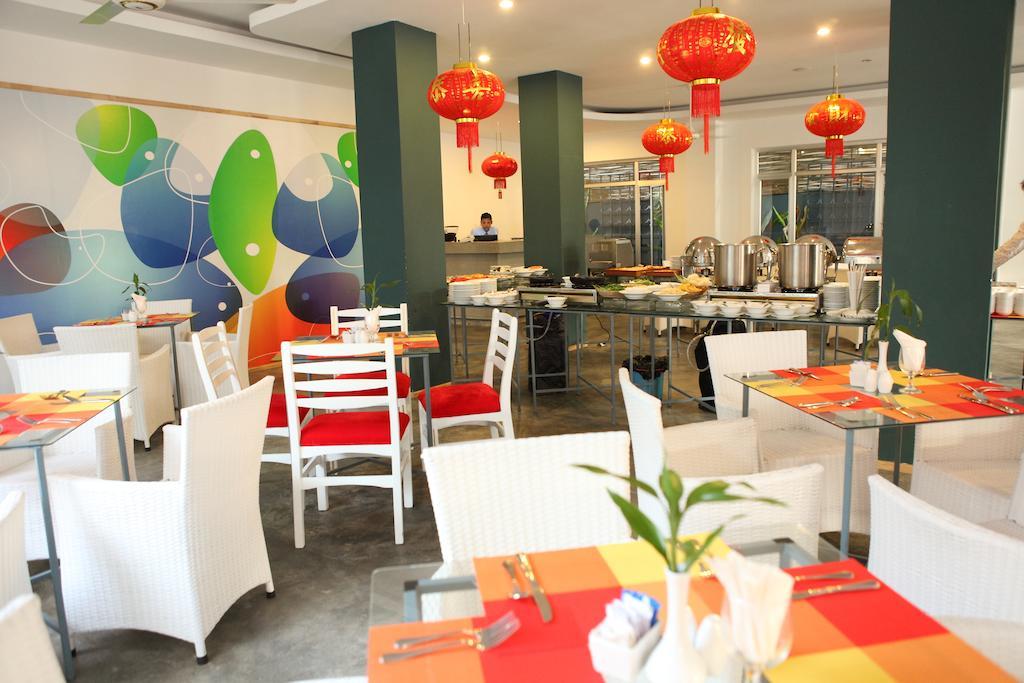 The Frangipani Living Arts Hotel And Spa Phnom-Penh Buitenkant foto
