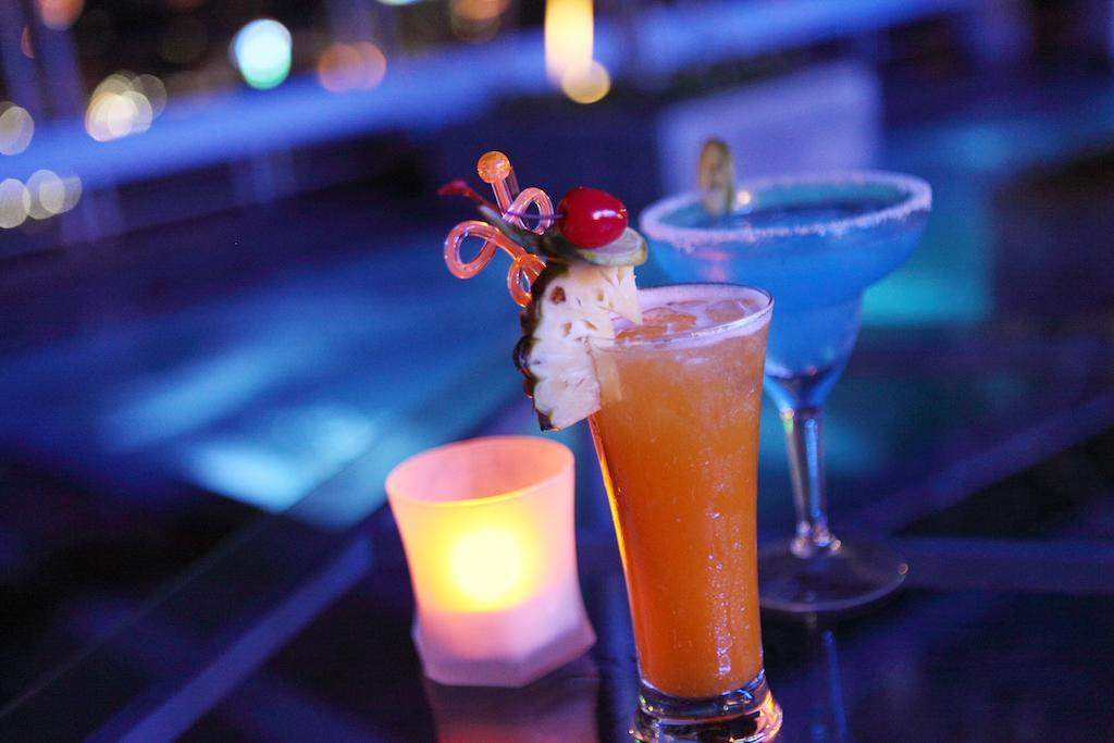 The Frangipani Living Arts Hotel And Spa Phnom-Penh Buitenkant foto