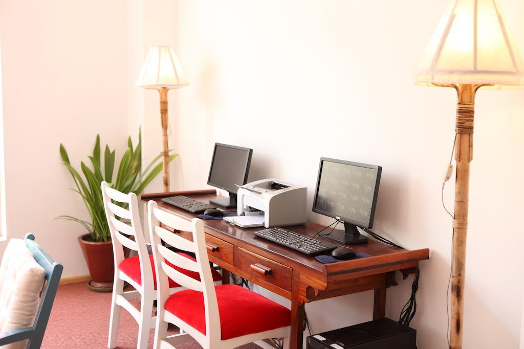 The Frangipani Living Arts Hotel And Spa Phnom-Penh Buitenkant foto