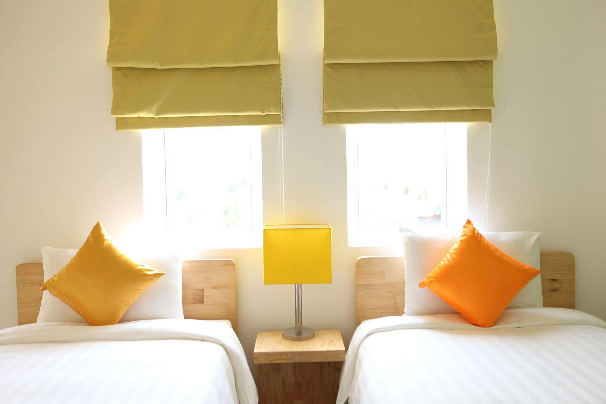 The Frangipani Living Arts Hotel And Spa Phnom-Penh Buitenkant foto