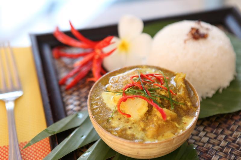 The Frangipani Living Arts Hotel And Spa Phnom-Penh Buitenkant foto